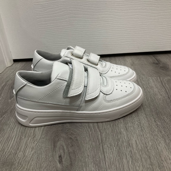 Acne studios sneakers with strap. Size 33 BNWT - Picture 1 of 10